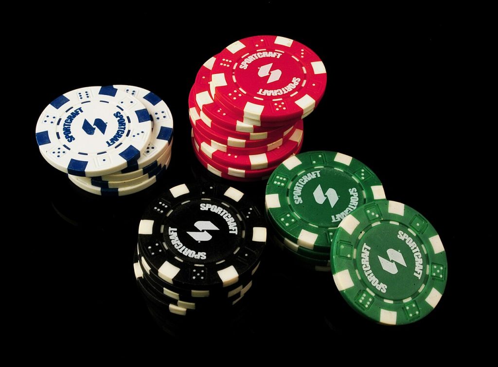 Casino gaming