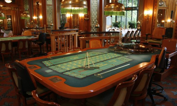Casino gaming