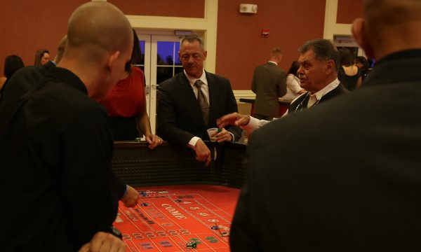 Casino gaming tables